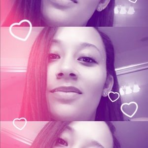 Meet your Posher, Nieves